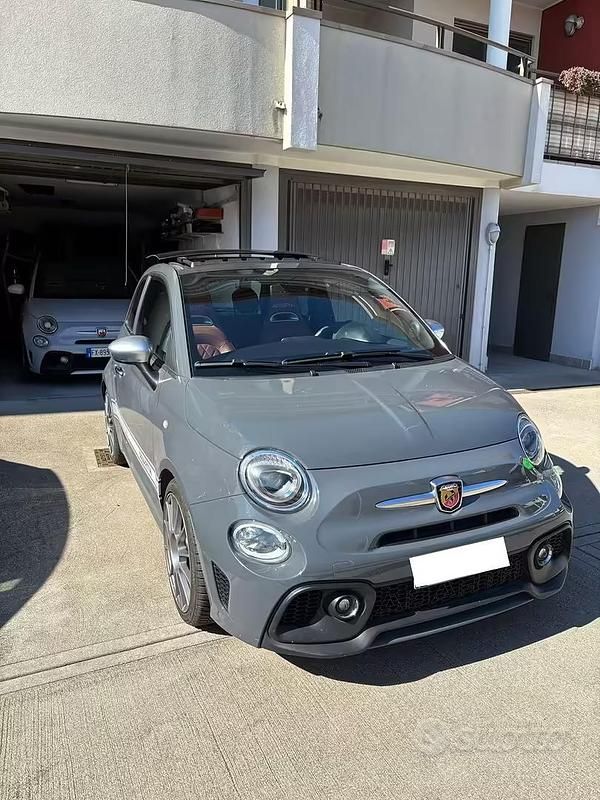 Usata Abarth 595 Turismo 165 CV (121 kW) 2022 Grigio Berlina