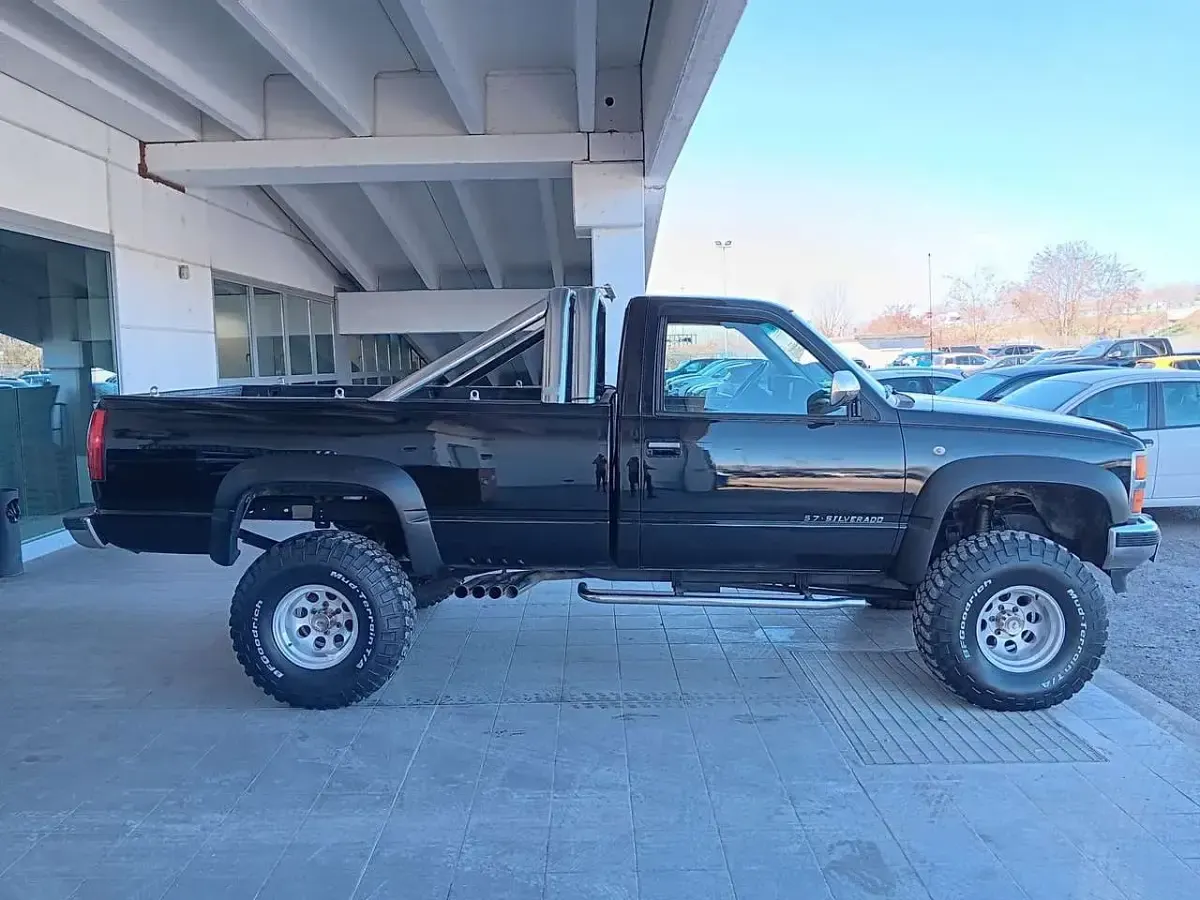 Usata Chevrolet Silverado 209 CV (153 kW) 1996 Nero