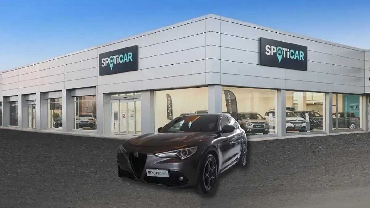 Usata Alfa Romeo Stelvio Sprint 160 CV (117 kW) 2022 SUV