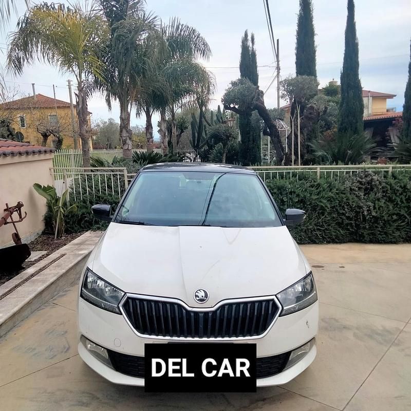 Usata Skoda Fabia Design Edition 75 CV (55 kW) 2019 Bianco Berlina