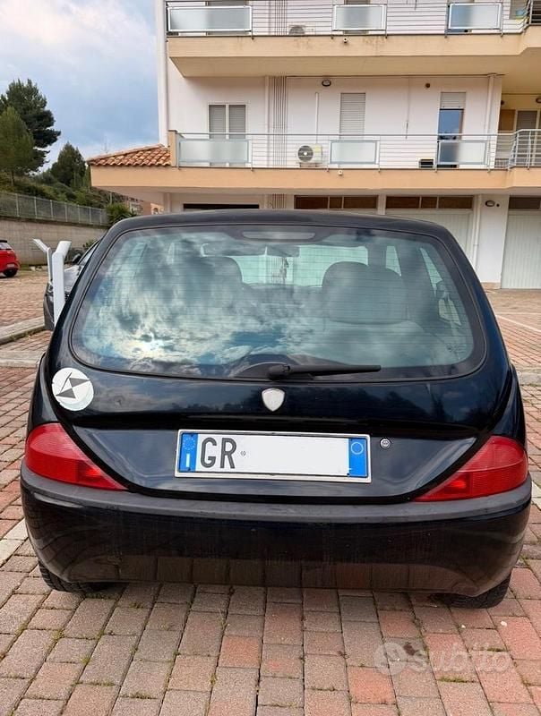 Usata Lancia Ypsilon 2000 Nero Utilitaria