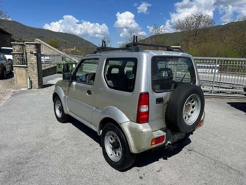 Second-hand Suzuki Jimny 80 CP (58 kW) 1999 Gri SUV