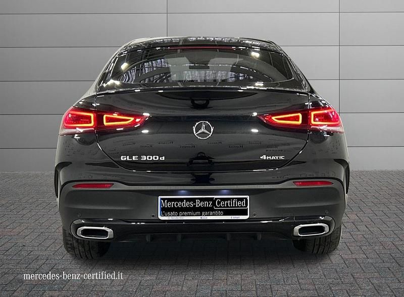 Usata Mercedes GLE300 Premium Plus 272 CV (200 kW) 2022 Nero metallizzato SUV