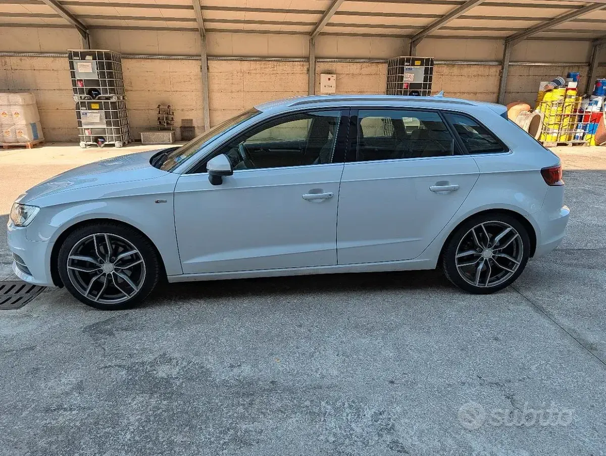 Usata Audi A3 S-Line 150 CV (110 kW) 2014 Bianco Berlina