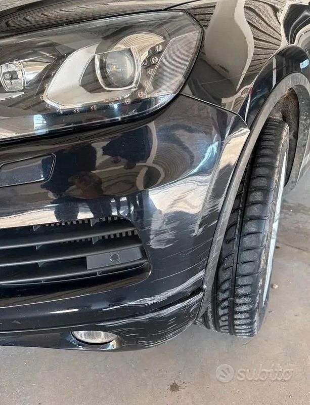 Usata VW Touareg 245 CV (180 kW) 2014 Nero SUV