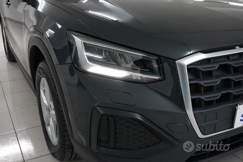 Usata Audi Q2 Business 115 CV (84 kW) 2023 Grigio SUV