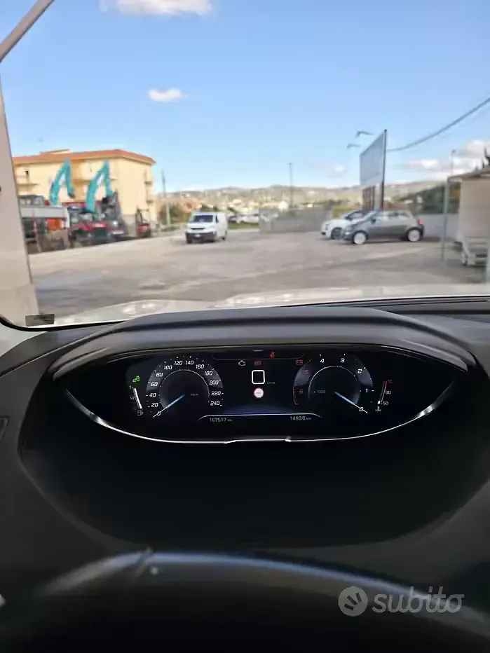 Usata Peugeot 3008 150 CV (110 kW) 2018 Bianco SUV