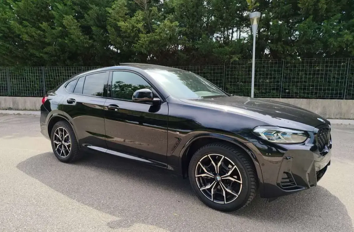 Usata BMW X4 M Sport 190 CV (139 kW) 2025 Nero SUV
