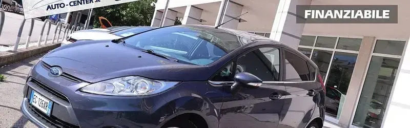 Usata Fiat Punto Lounge 75 CV (55 kW) 2015 Nero Utilitaria