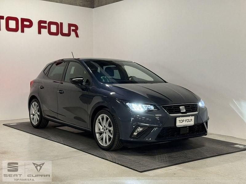 Usata Seat Ibiza FR 95 CV (69 kW) 2025 Grigio Utilitaria