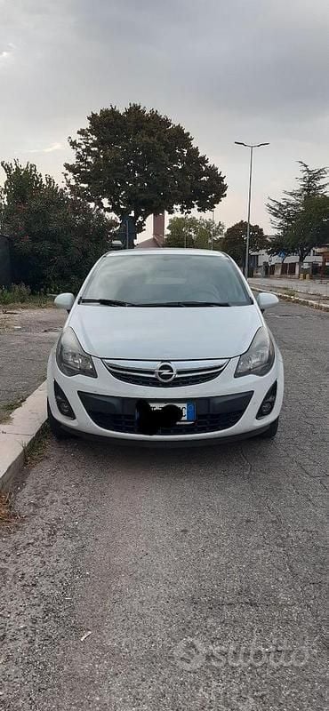 Usata Opel Corsa 95 CV (69 kW) 2013 Bianco Utilitaria