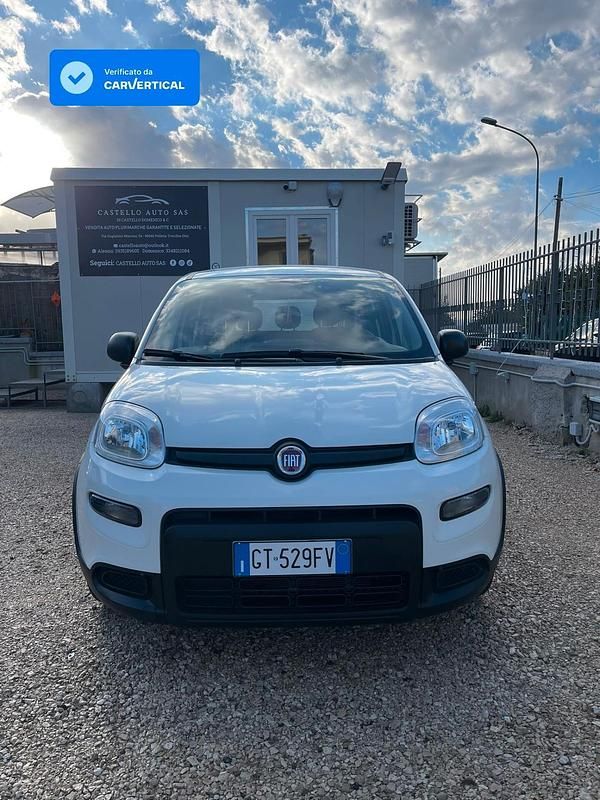 Usata Fiat Panda S 70 CV (51 kW) 2024 Bianco Utilitaria