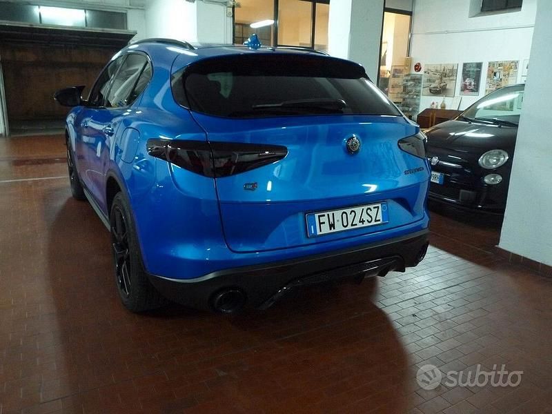 Usata Alfa Romeo Stelvio Executive 190 CV (139 kW) 2019 Blu SUV
