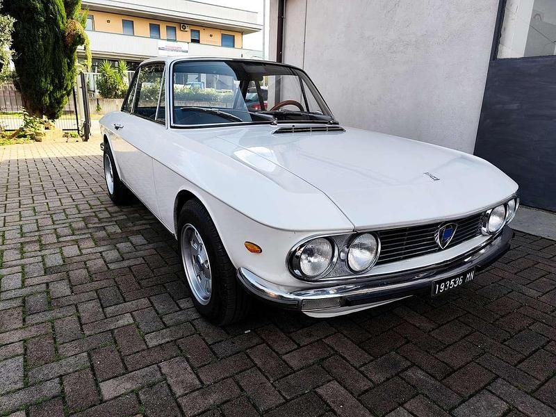 Bianco Usata 1973 Lancia Fulvia S Coupé | 15.999 € - Immagine 1/4