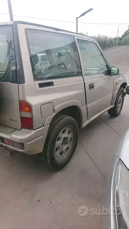Usata Suzuki Vitara 87 CV (63 kW) 2004 SUV