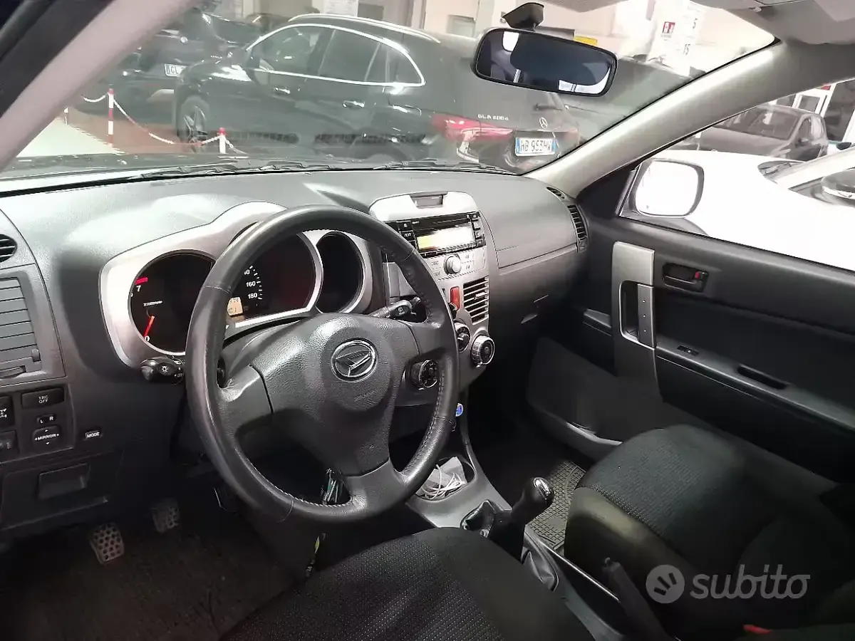 Usata Daihatsu Terios 105 CV (77 kW) 2008 Nero SUV