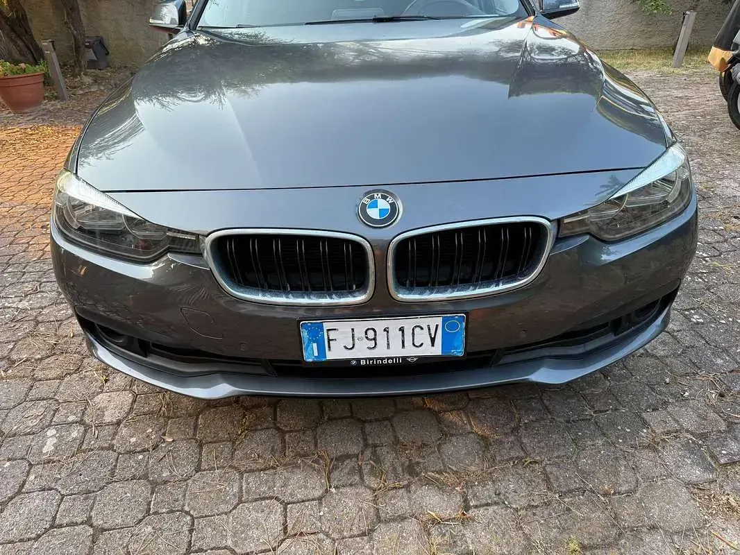 Usata BMW 318 Advantage 150 CV (110 kW) 2017 Grigio Station wagon