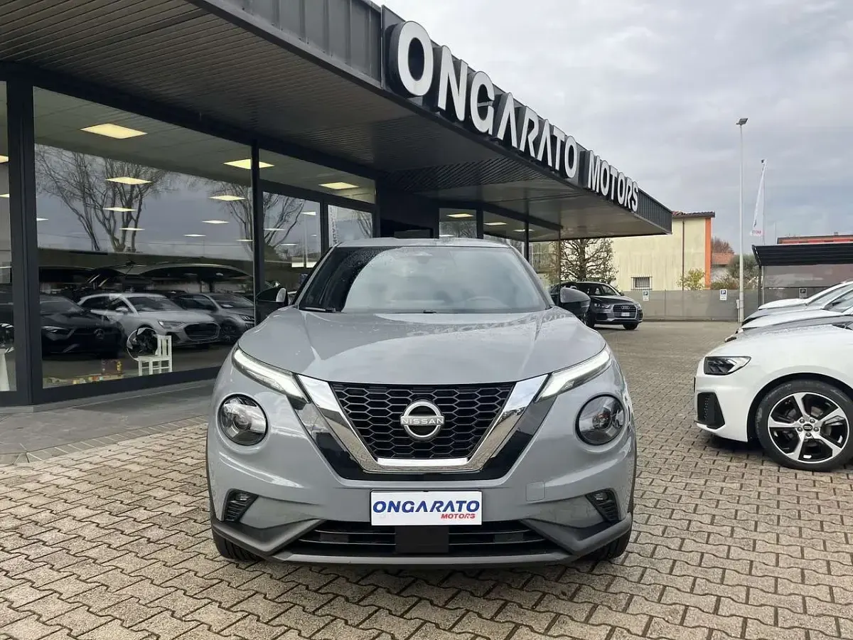 Usata Nissan Juke N-Connecta 114 CV (83 kW) 2025 Grigio SUV