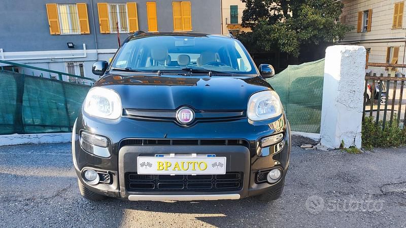 Usata Fiat Panda 4x4 S 75 CV (55 kW) 2014 Nero Utilitaria