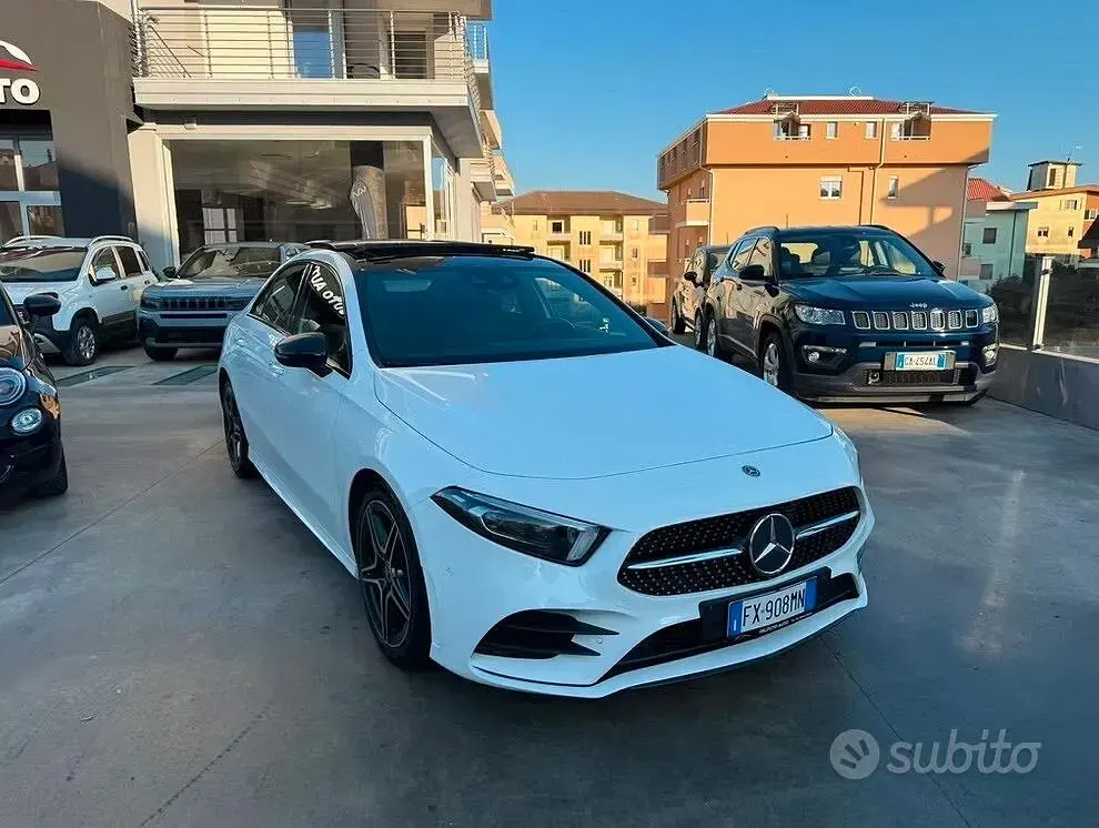 Usata Mercedes A180 Premium 116 CV (85 kW) 2019 Bianco Berlina