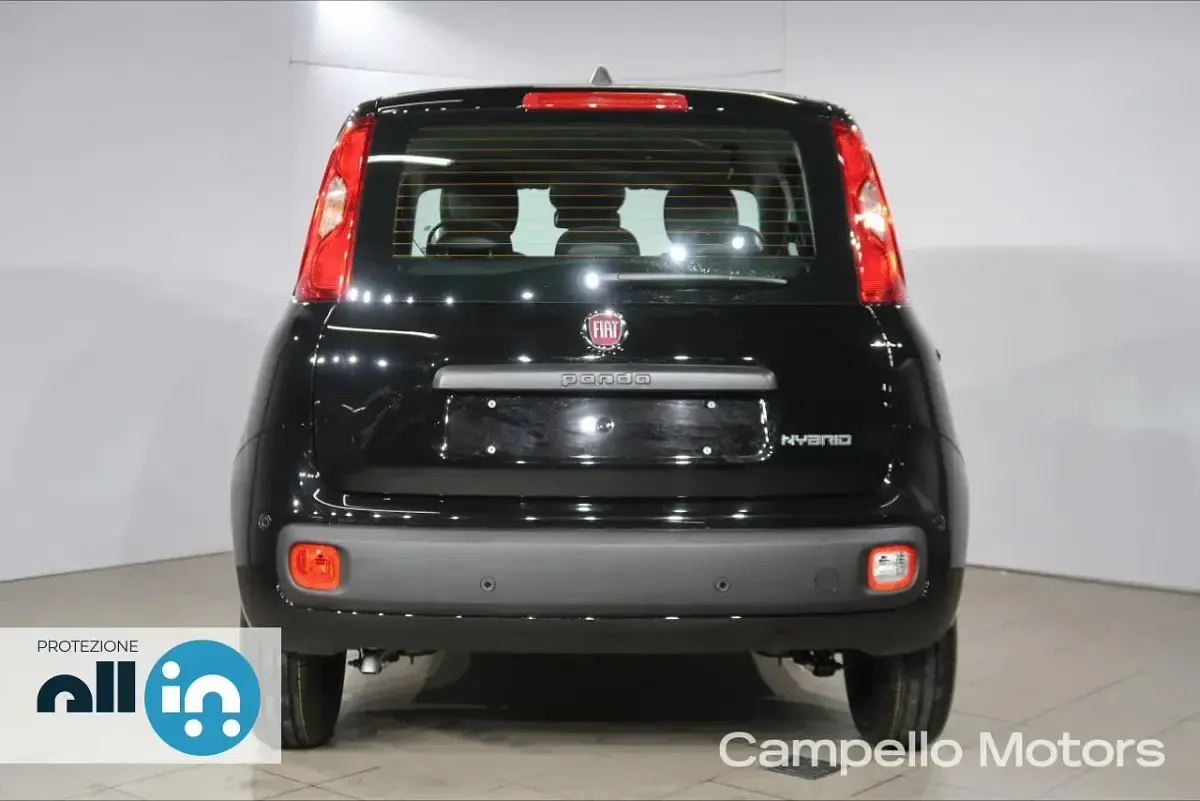 Nuova Fiat Panda 69 CV (50 kW) 2025 Nero cinema Utilitaria