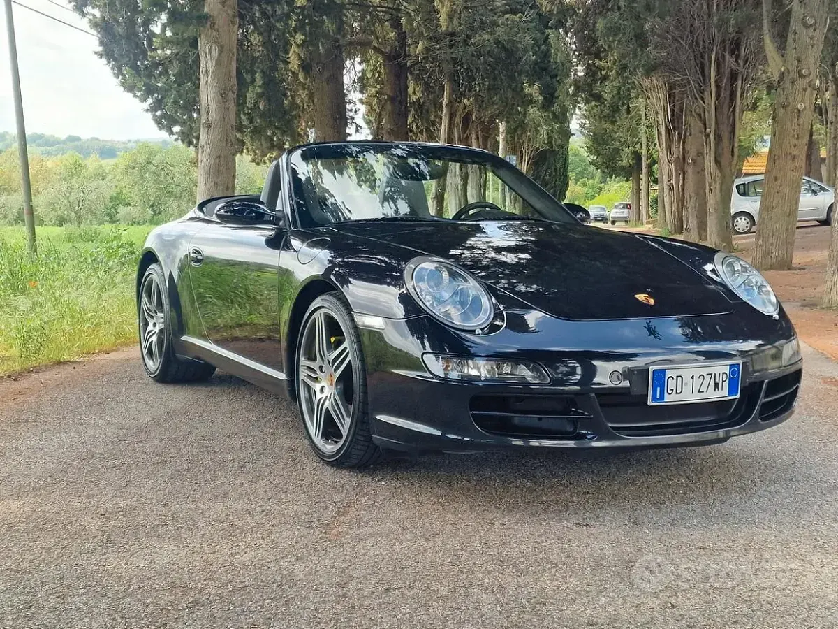 Usata Porsche 911 Carrera Cabriolet 325 CV (239 kW) 2007 Nero Cabrio