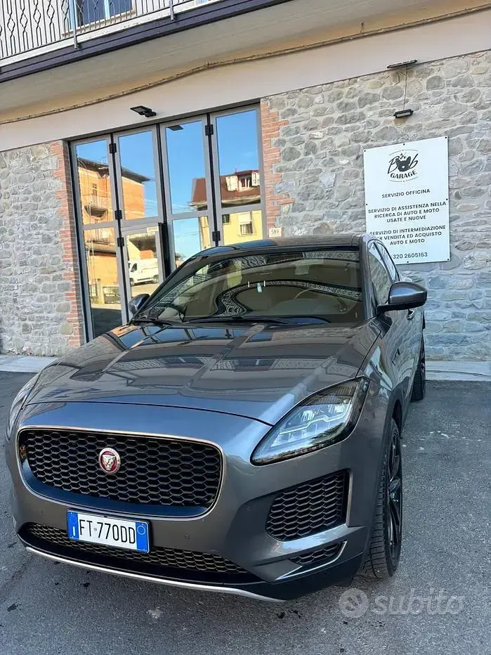 Usata Jaguar E-Pace 179 CV (131 kW) 2018 Grigio SUV