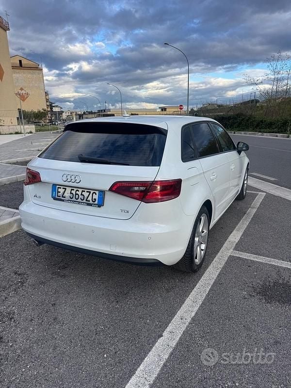 Usata Audi A3 Ambiente 110 CV (80 kW) 2015 Bianco Berlina