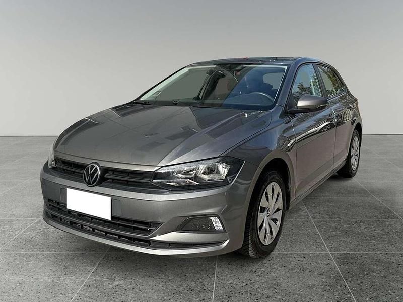 Grigio Usata 2021 VW Polo Trendline Tre volumi | 13.600 € (Ottimo prezzo) - Immagine 1/4