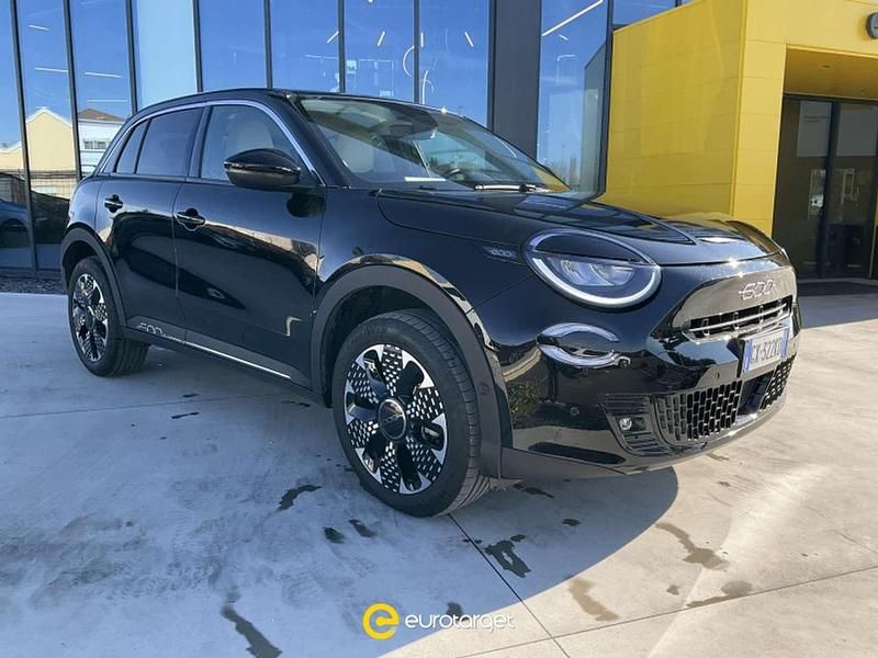 Nero Usata 2025 Fiat 600 La Prima SUV | 22.950 € - Immagine 1/4