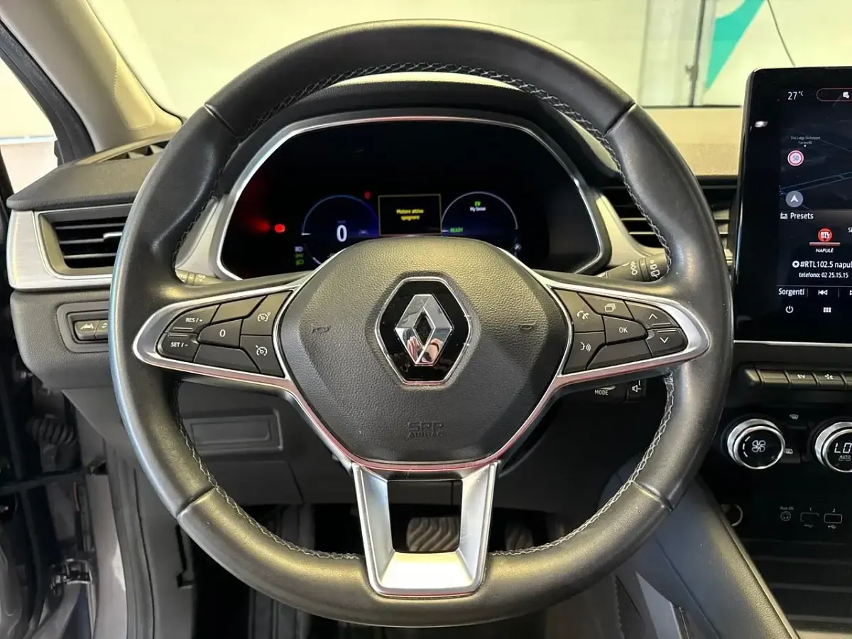 Usata Renault Captur 143 CV (105 kW) 2020 Grigio SUV