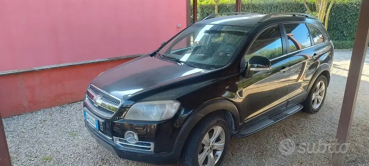 Usata Chevrolet Captiva 150 CV (110 kW) 2009 Nero SUV
