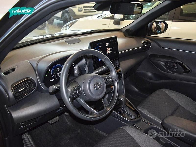 Usata Toyota Yaris Cross Trend 2025 Grigio SUV