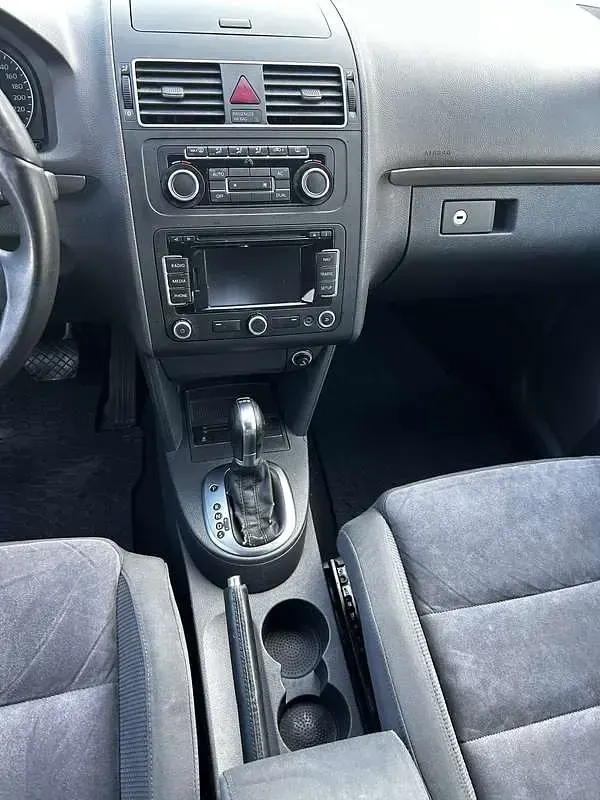 Usata VW Touran Highline 140 CV (102 kW) 2011 Monovolume