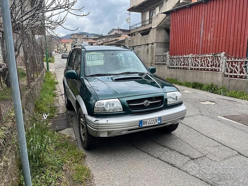 Usata Suzuki Vitara 2000 SUV