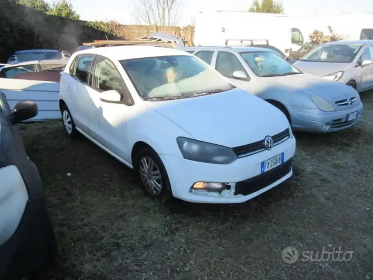 Usata VW Polo Comfortline 75 CV (55 kW) 2015 Bianco Berlina