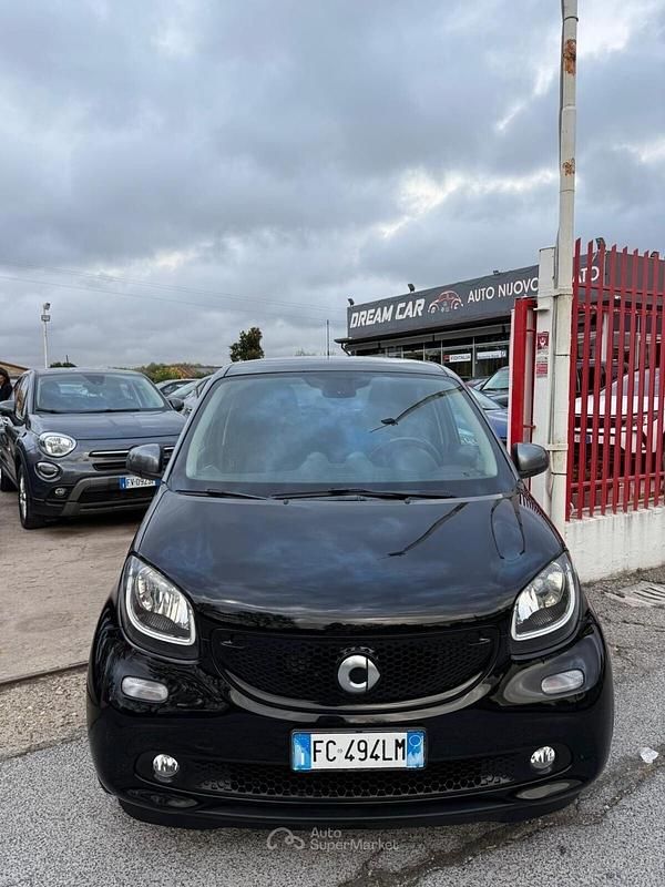 Usata Smart ForFour Passion 90 CV (66 kW) 2016 Nero Utilitaria