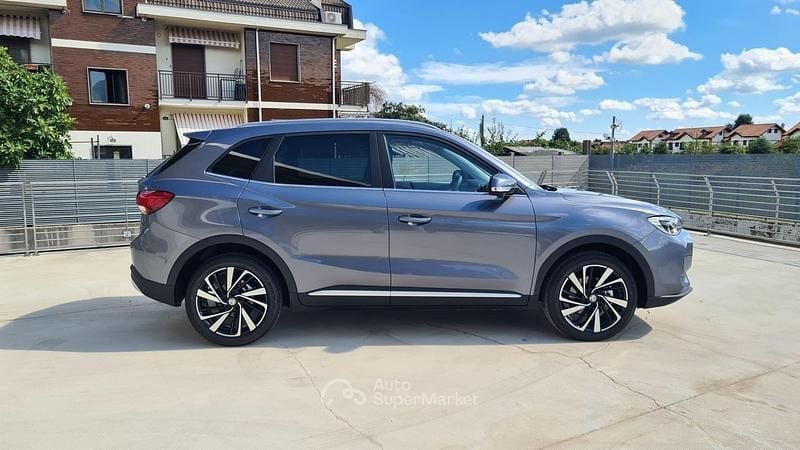 Nuova MG ZS Luxury 197 CV (144 kW) 2025 Grigio SUV