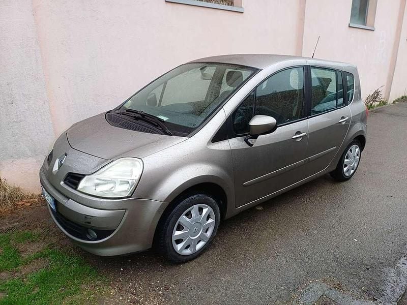 Usata Renault Grand Modus Dynamique 75 CV (55 kW) 2008 Bronzo Monovolume