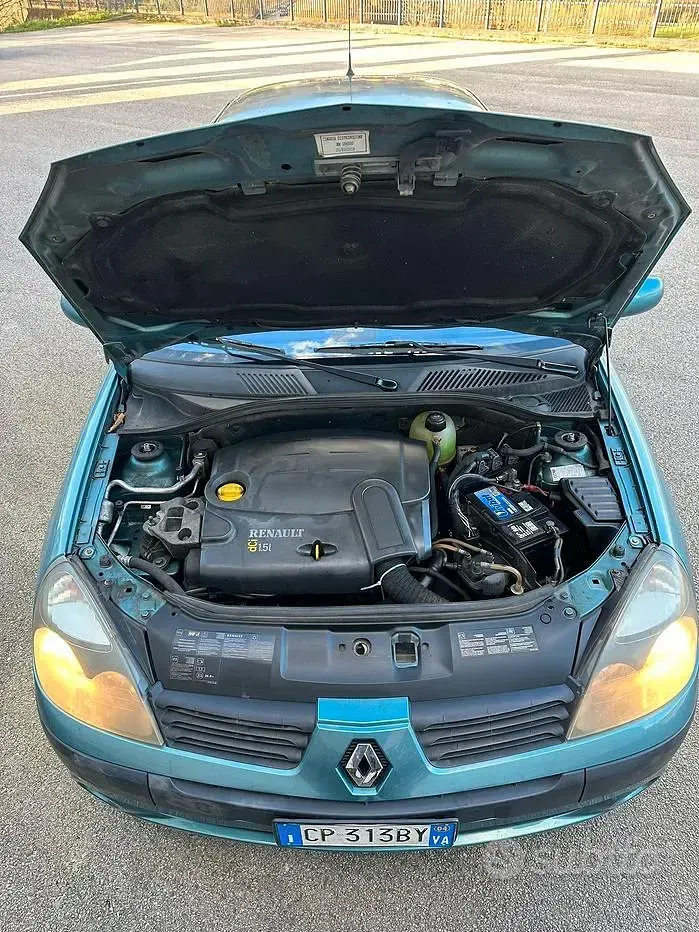 Usata Renault Clio II 82 CV (60 kW) 2004 Berlina