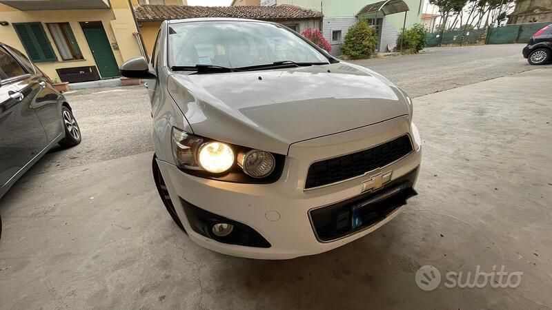 Usata 2012 Chevrolet Aveo Due volumi | 1800 € (Super prezzo) - Immagine 1/4