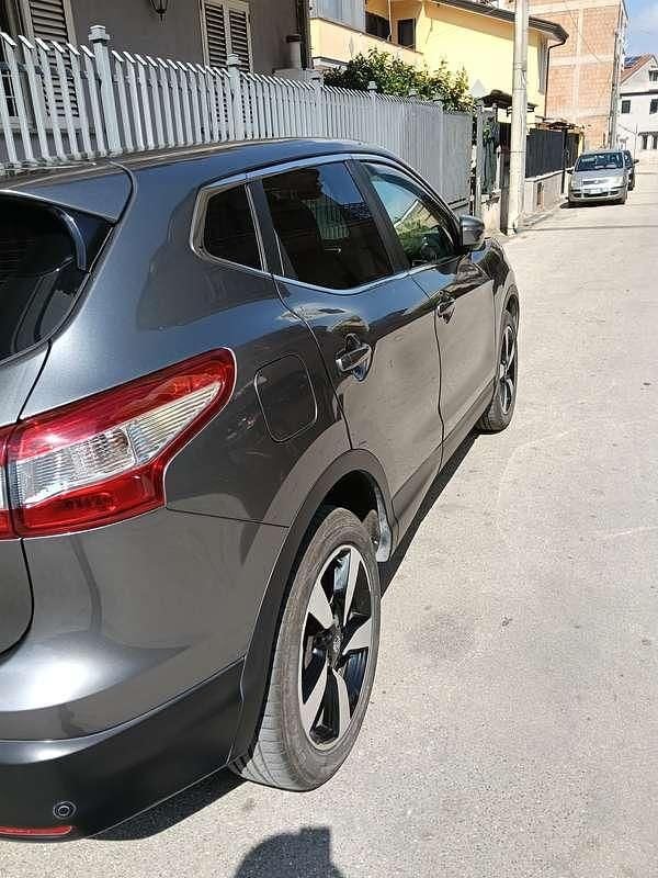Usata Nissan Qashqai Acenta 110 CV (80 kW) 2014 Grigio SUV