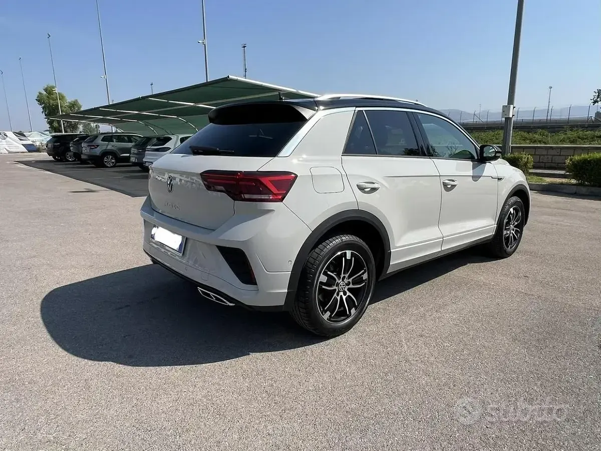 Usata VW T-Roc 116 CV (85 kW) 2024 SUV