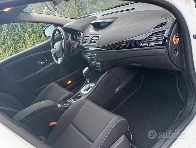 Usata Renault Mégane GrandTour 110 CV (80 kW) 2011 Bianco Station wagon