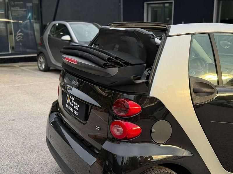 Usata Smart ForTwo Cabrio Passion 45 CV (33 kW) 2008 Eca black tridion silver met. Cabrio