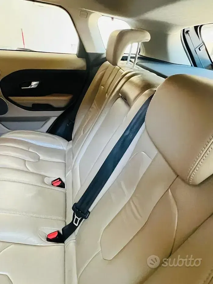 Usata Land Rover Range Rover evoque 150 CV (110 kW) 2015 SUV