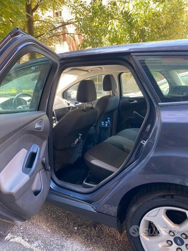 Usata Ford Focus 95 CV (69 kW) 2013 Blu/azzurro Station wagon