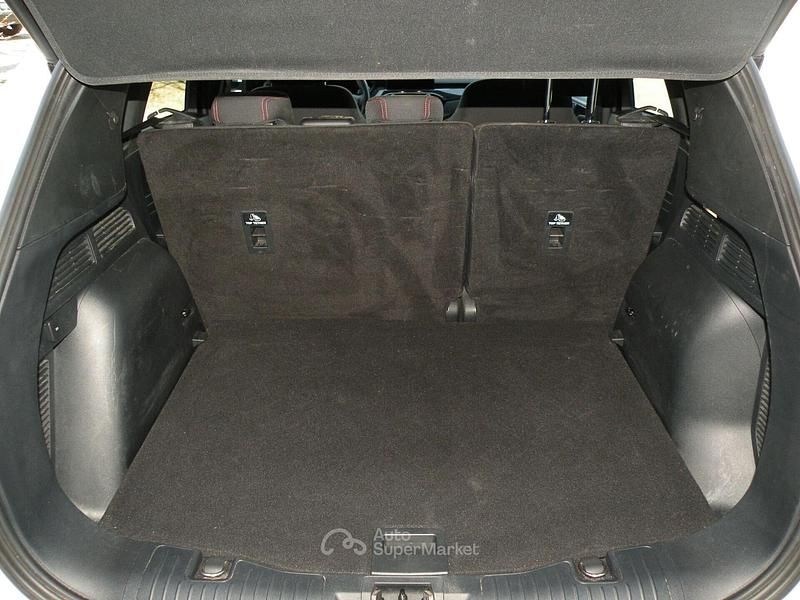 Usata Ford Kuga ST-Line 190 CV (139 kW) 2023 Bianco SUV