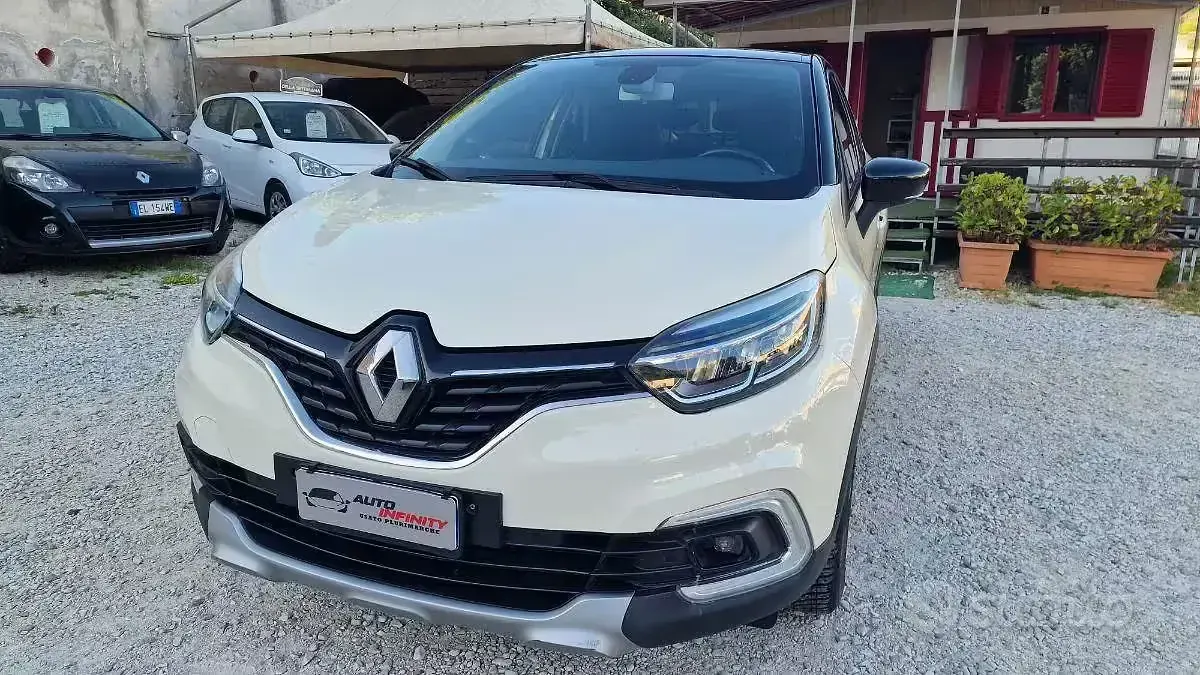 Usata Renault Captur 90 CV (66 kW) 2017 SUV