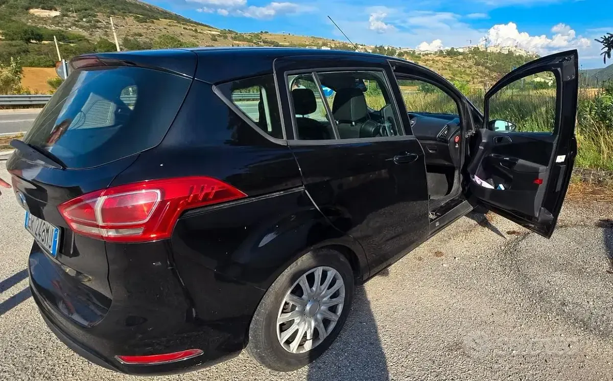 Usata Ford B-MAX 90 CV (66 kW) 2013 Nero Monovolume
